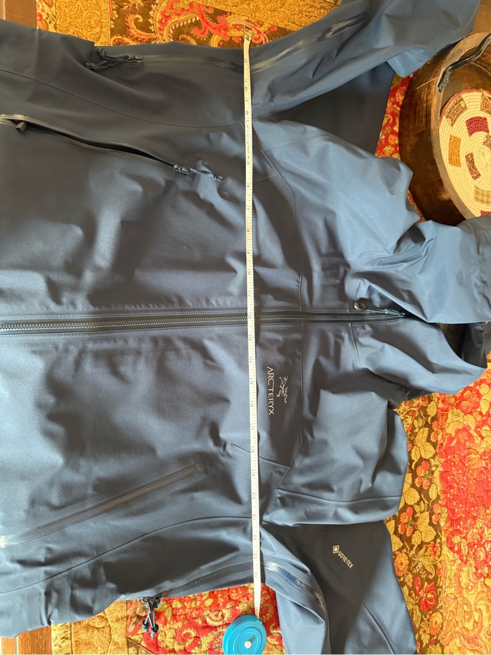 Ladies Arc'teryx Zeta AR jacket. - Picture 4 of 5